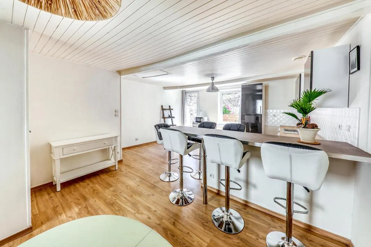 El Nido Villa Morlaix Сasa de vacaciones